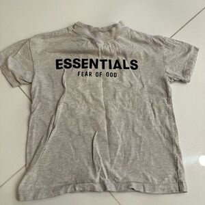 Essentials Fear of God Gray t shirt size 6-7